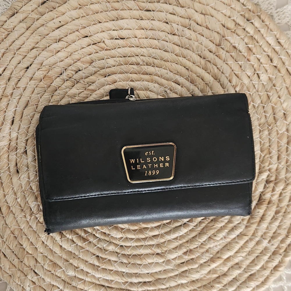 Wilsons Leather Black Trifold Checkbook Wallet Gold Logo ID Window Zip Pocket